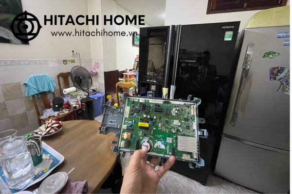 Sua tu lanh hitachi mat nguon dien