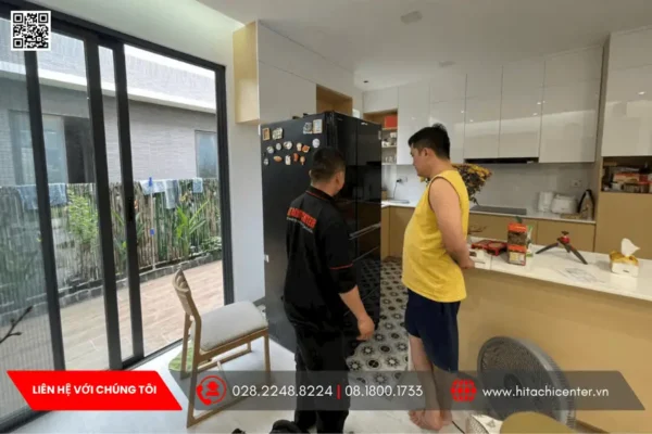 Khac phuc loi 7 nhip den chia khoa tu lanh hitachi 6 canh nhap khau japan kiem tra sua chua cap toc