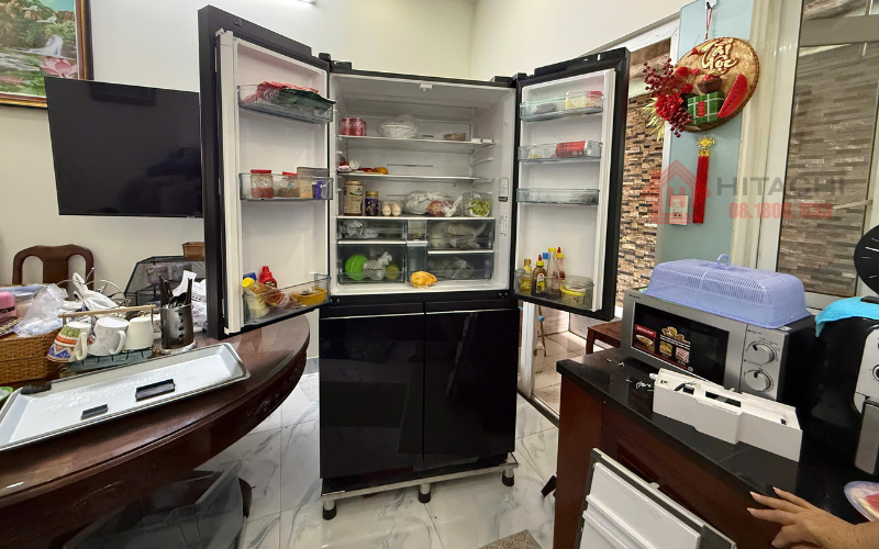 Bao hanh tu lanh hitachi 4 canh bi qua lanh