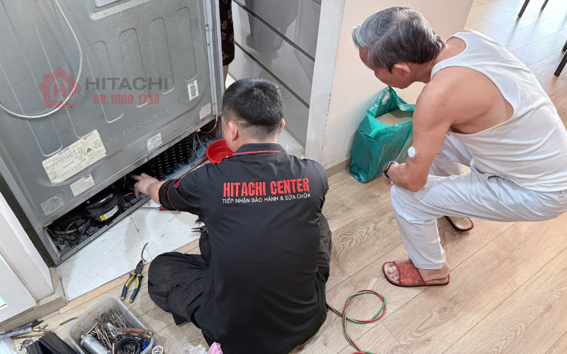 Ve sinh bao tri dan nong tu lanh hitachi